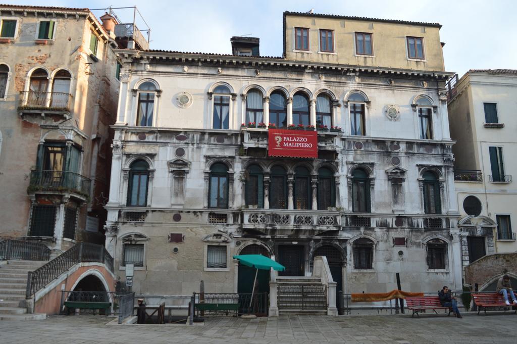 Residenza Ruga Giuffa Castello  外观 照片