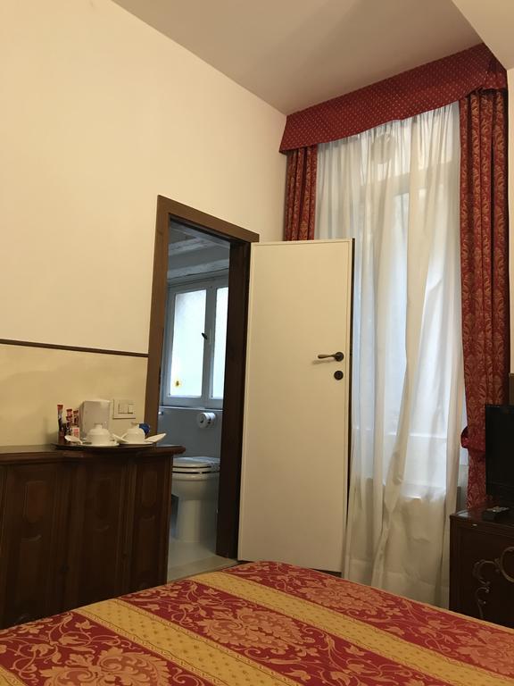 Residenza Ruga Giuffa Castello  外观 照片
